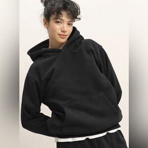 NEW Double Zero Black Essential Hoodie Kangaroo Pocket Cozy Relaxed Fit Medium